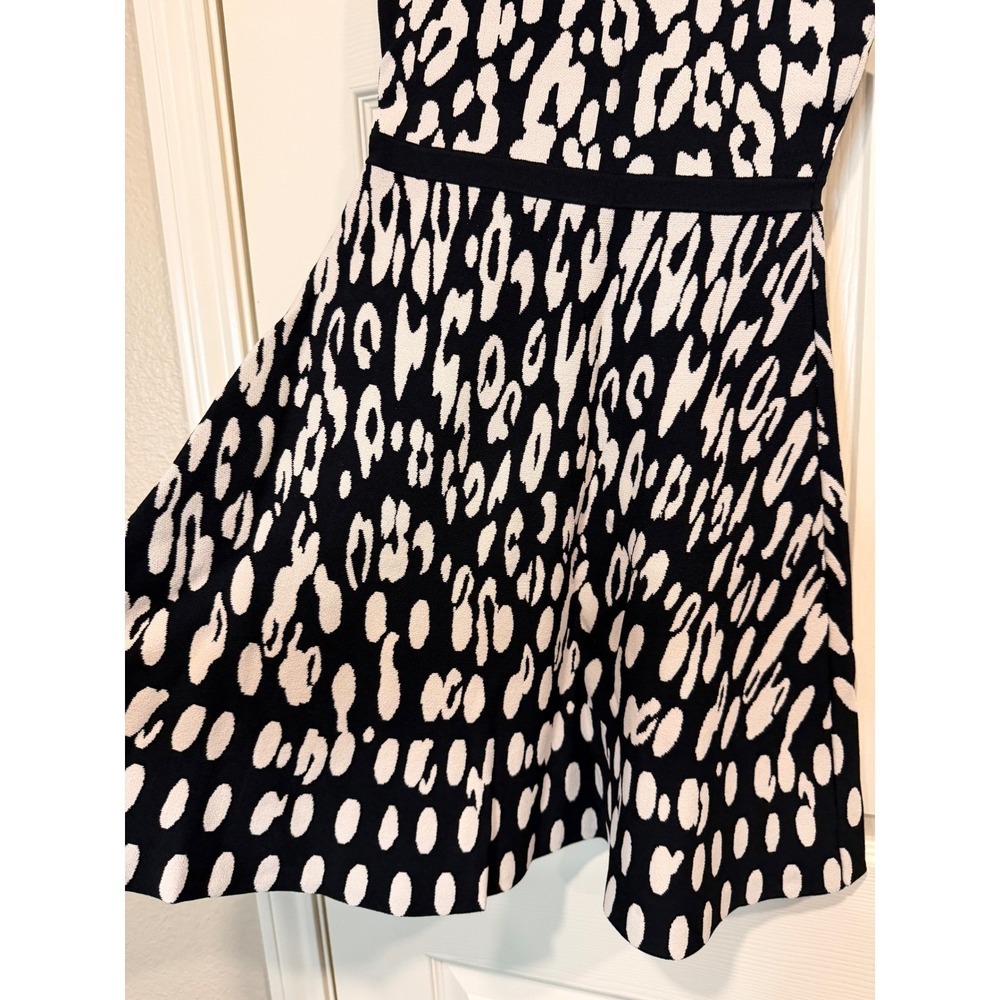 #B3 Karen Millen Fit and Flare Dress Sz. XS Black White Animal Knit MSRP: $225 - Picture 4 of 10